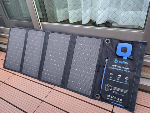 BigBlue　ソーラーチャージャー　SolarPowa28 電流計付き（B401E-N）                                                                                                                       累計販売数100万枚突破！